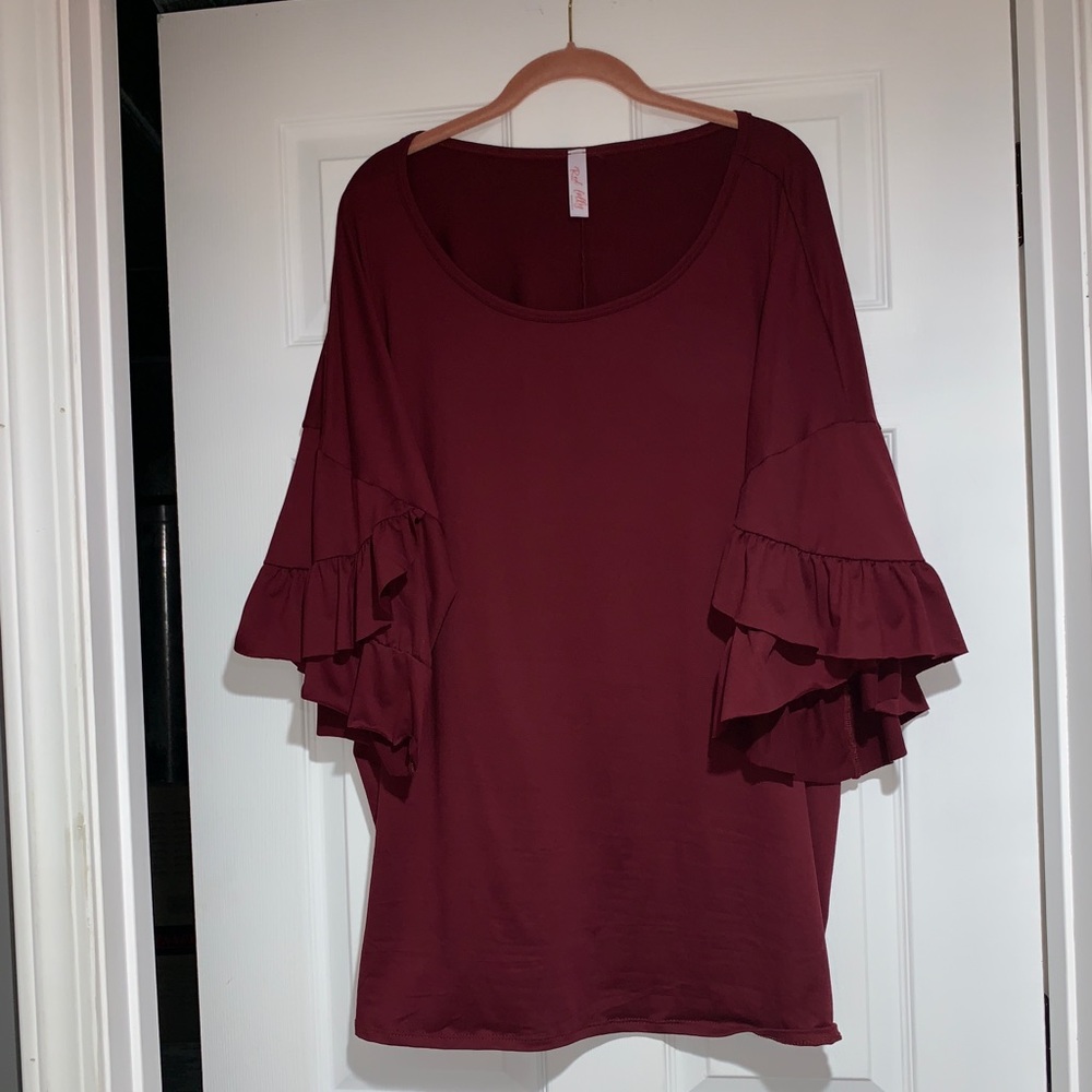 Size 3xl bell sleeved 3/4 sleeve tunic